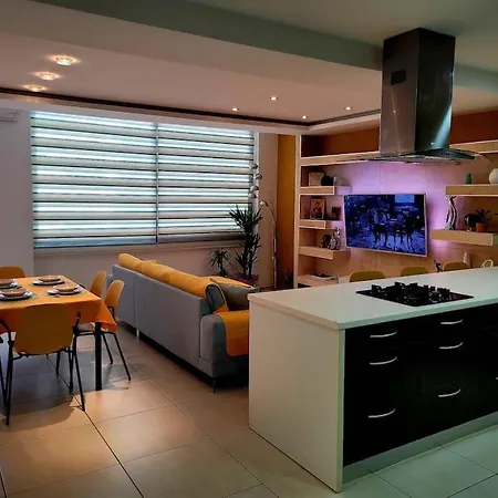 1 Bedroom With Living And Terrace